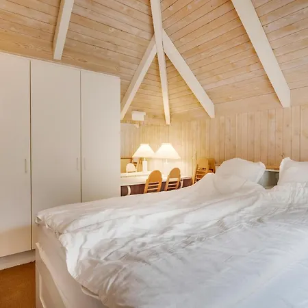 Family-friendly With Shared Activities Such As Swimming Pool, Tennis Court And Ball Fields Fjerritslev